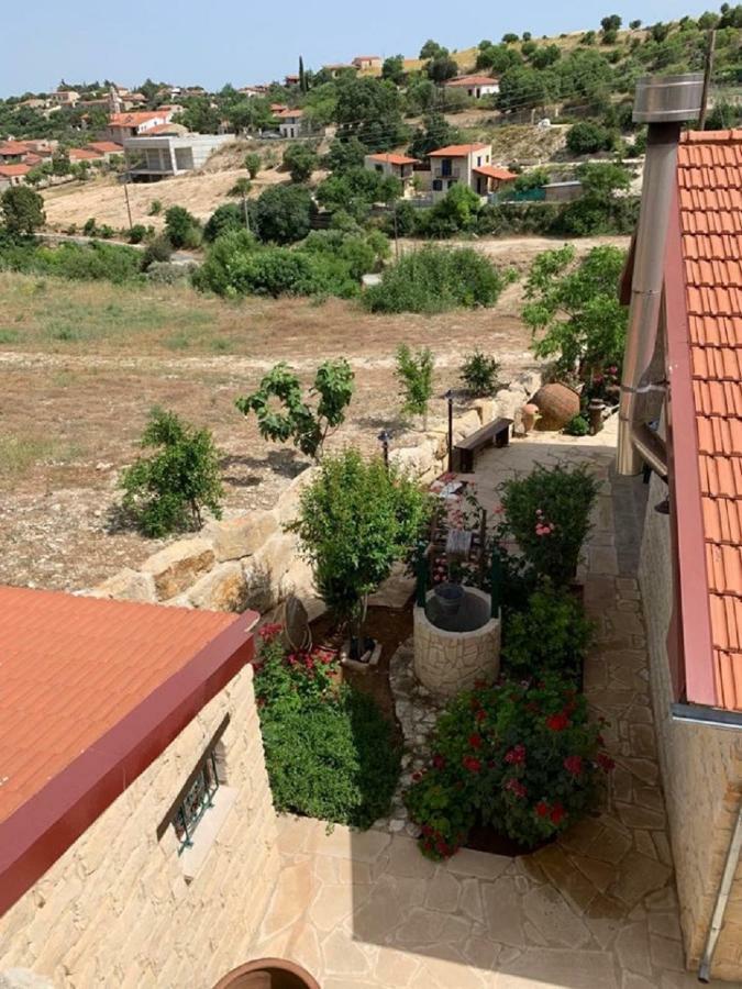 Lofou Traditional House Buitenkant foto